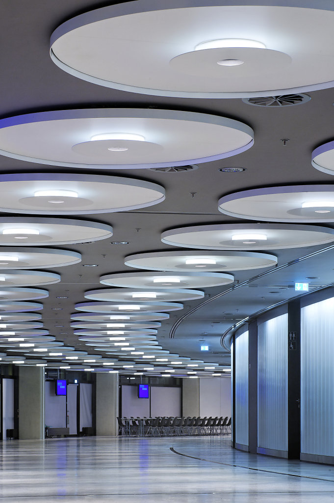 Olympiahalle München, Architekturbüro: Auer + Weber, Lichtplanung: Pfarré Lighting Design